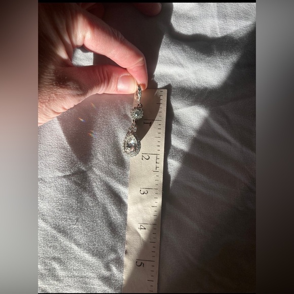 Givenchy earrings - Picture 9 of 11